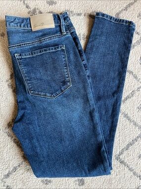 Seven7 Women’s Indigo Blue Skinny Jeans